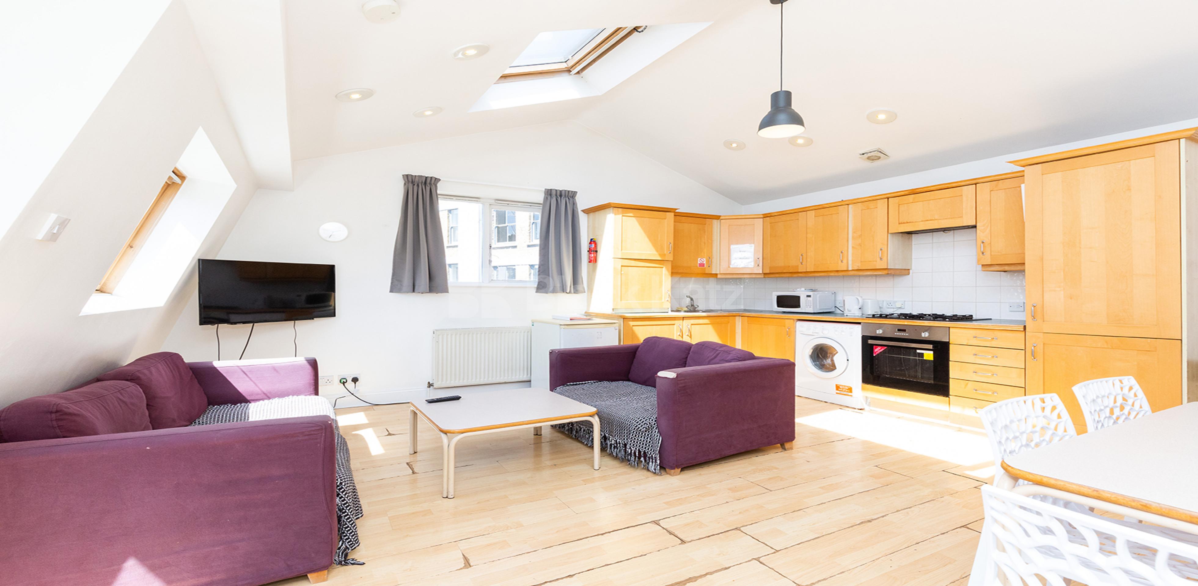 			WAREHOUSE CONVERSION, 3 Bedroom, 1 bath, 1 reception Apartment			 Crawford Passage EC1R, FARRINGDON / CLARKENWELL EC1R